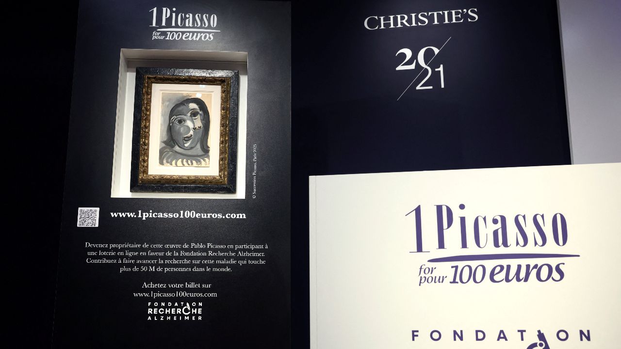 ชายปารีสคว้าภาพวาด "ปิกัสโซ" มูลค่า 32 ล้านบาท หลังซื้อสลากการกุศลใบละ 3,700 บาทเกี่ยวกับหวย