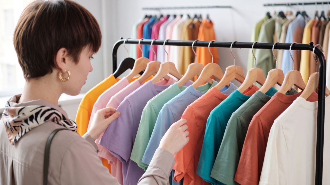 สีมงคลประจำเดือนมิถุนายน 2569 เช็กสีเสื้อมงคลประจำวัน เรียกทรัพย์ เสริมบารมีเกี่ยวกับวัฒนธรรม