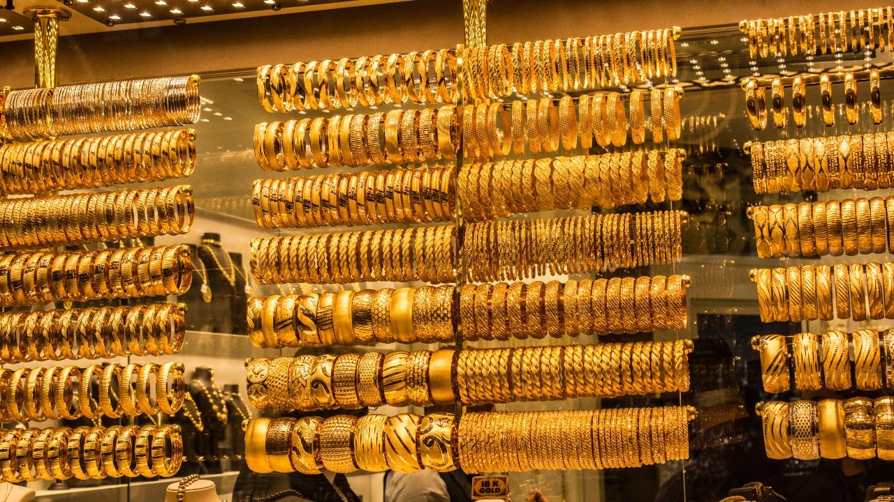 อัปเดตราคาทองวันนี้ 14 เม.ย. 69 ปิดตลาดเพิ่มขึ้น 600 ทองรูปพรรณขายออก 73,400 บาทเกี่ยวกับทอง